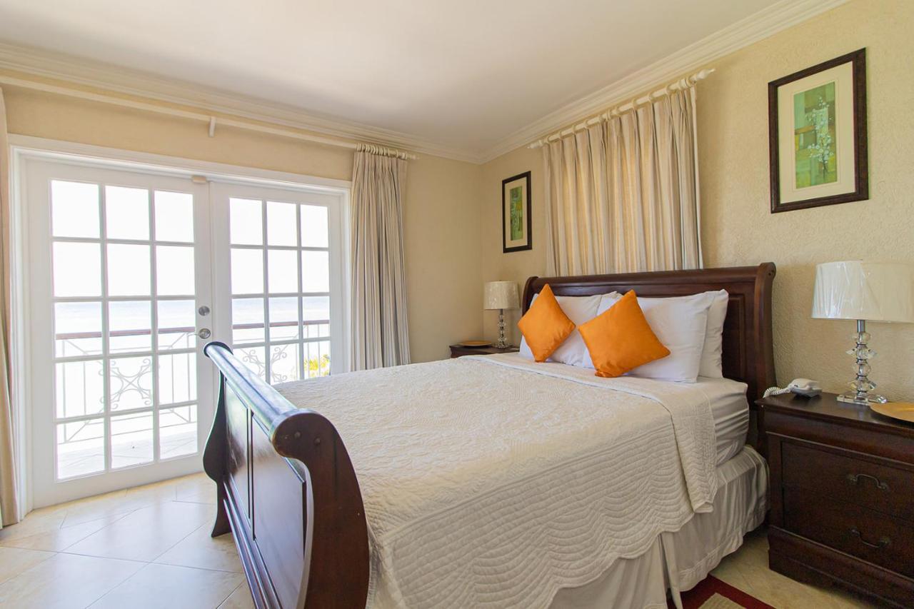 Bianca Bay 3 Bedroom West Coast Beach Front Villa Saint James Extérieur photo